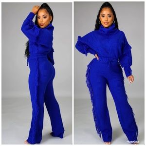 COPY - Gorgeous Knit Set w/ Fringe Detail
